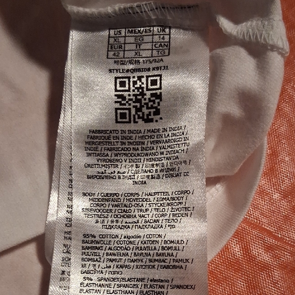 GUESS Classic White Tee with Logo - Picture 6 of 15